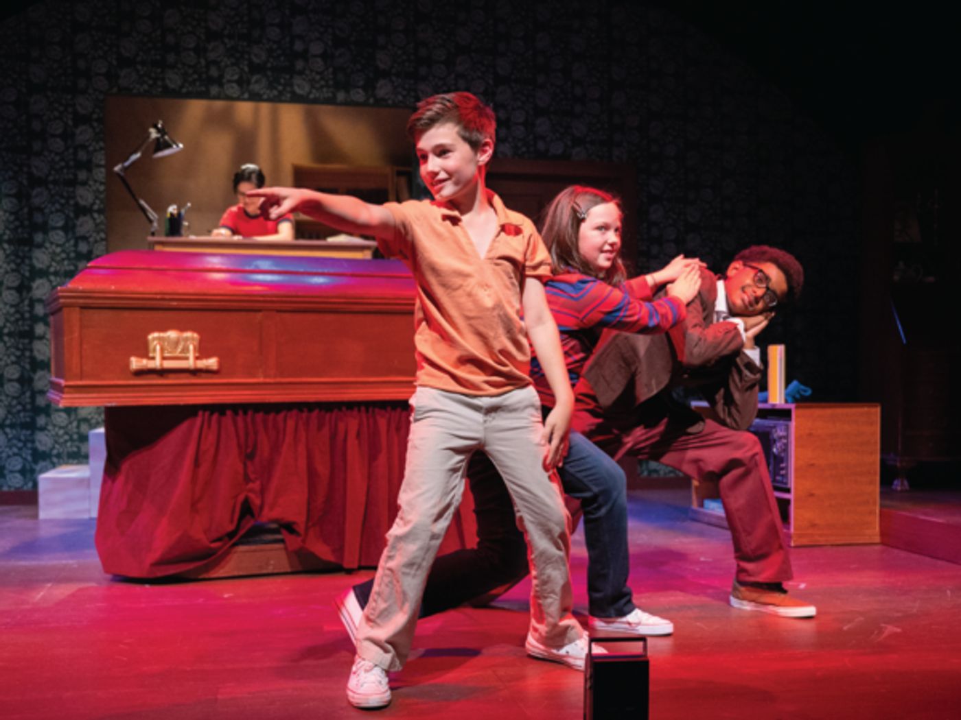 Photos: First Look at FUN HOME at 42nd Street Moon  Image
