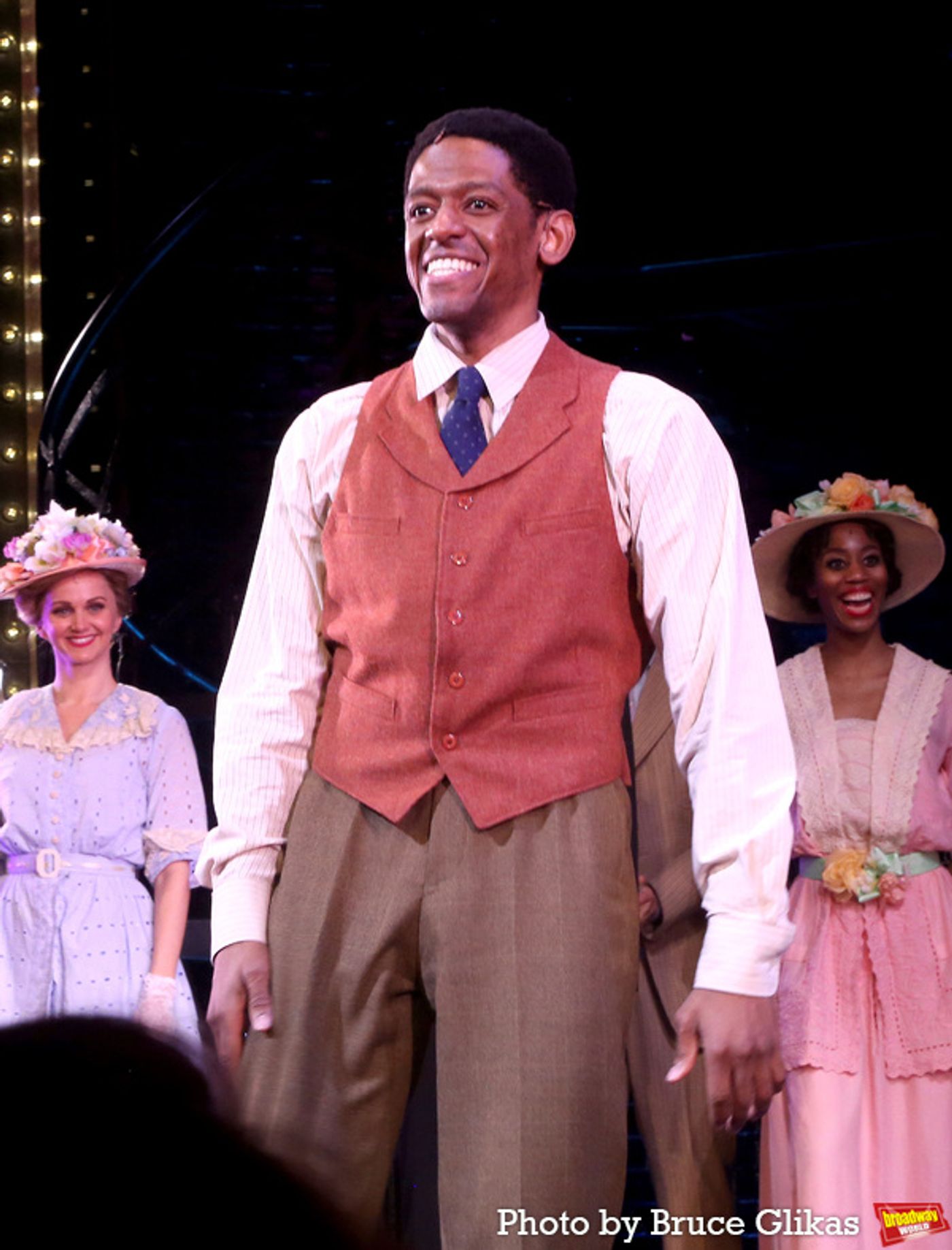 Photos: Beanie Feldstein and the Cast of FUNNY GIRL Take Their Opening Night Bows  Image