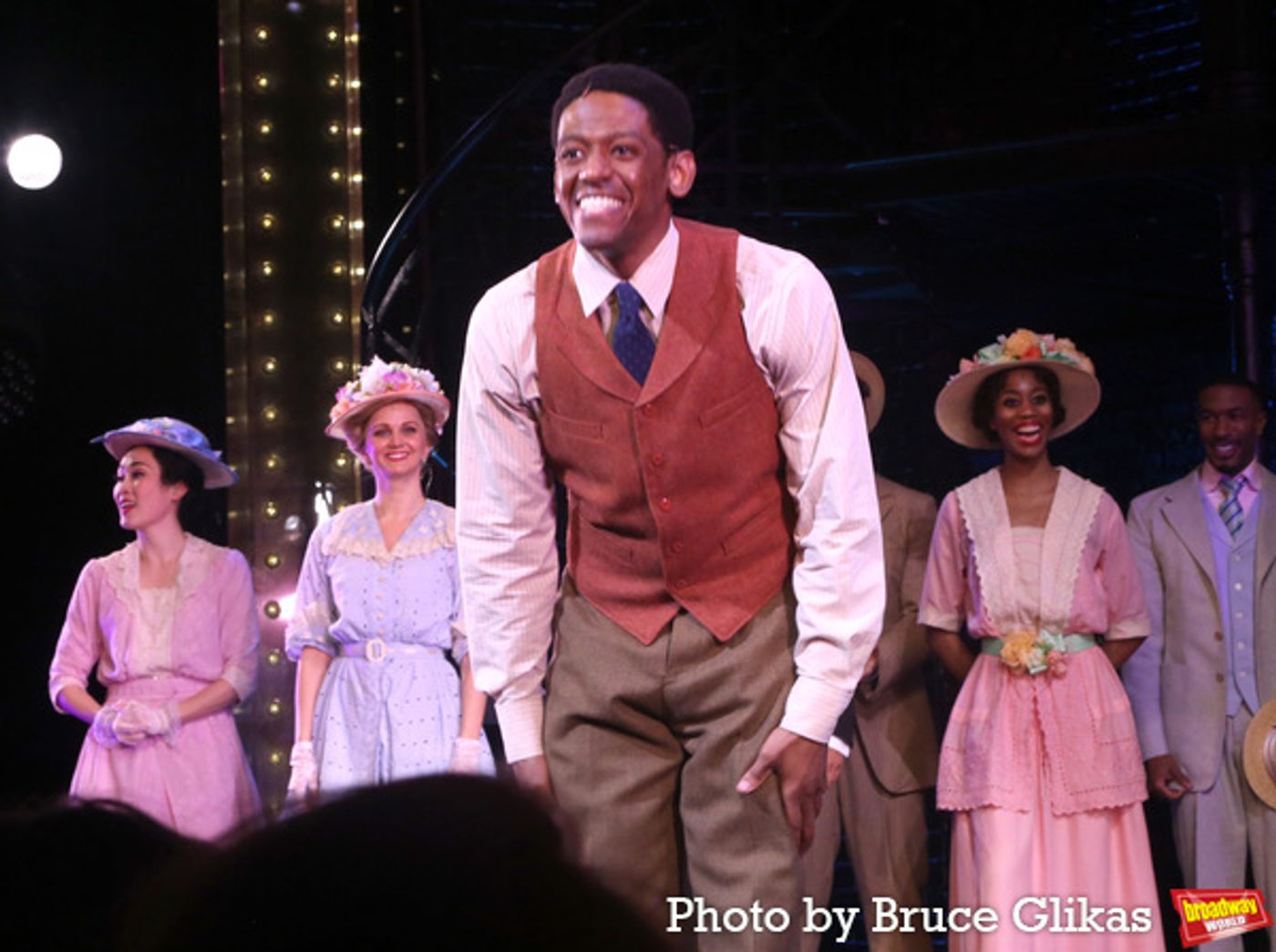 Photos: Beanie Feldstein and the Cast of FUNNY GIRL Take Their Opening Night Bows  Image