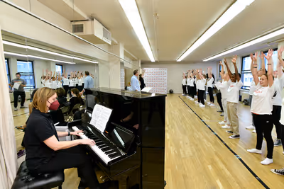 Steven Reineke and The Camp Broadway Kids Ensemble  Photo
