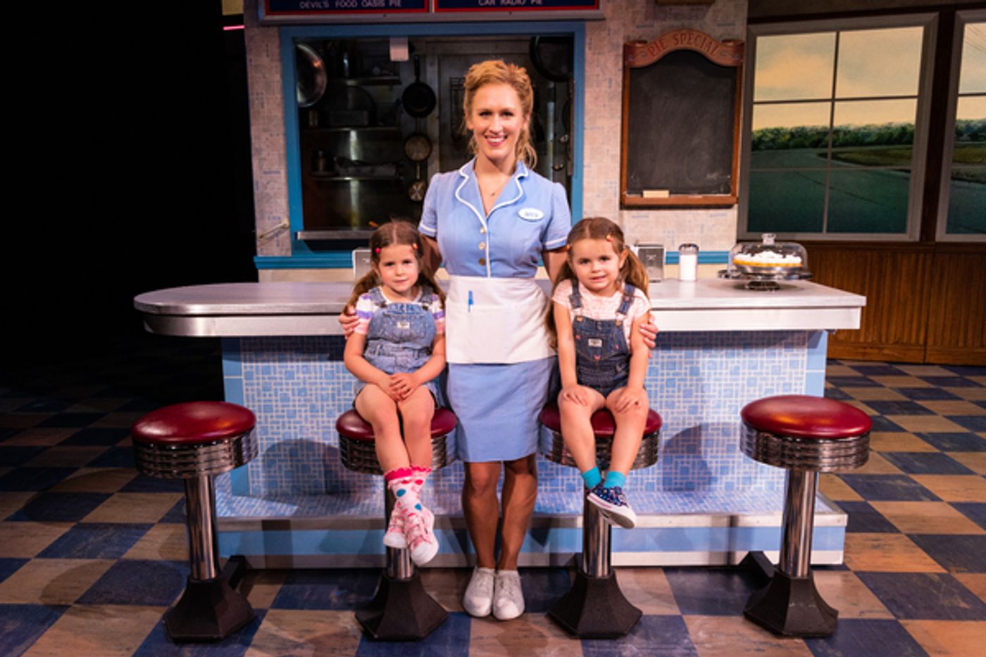 Photos: Get A First Look At Stephanie Torns, Olivia Lucy Phillip, Kendyl Ito, Daniel Quadrino & More In WAITRESS On Tour  Image