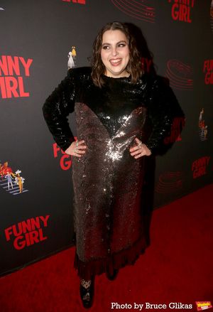 Beanie Feldstein Photo