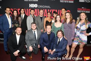 L-R Back Row) Skylar Astin, Jennifer Damiano, Gideon Glick, Robert Hager, Jonathan B. Photo