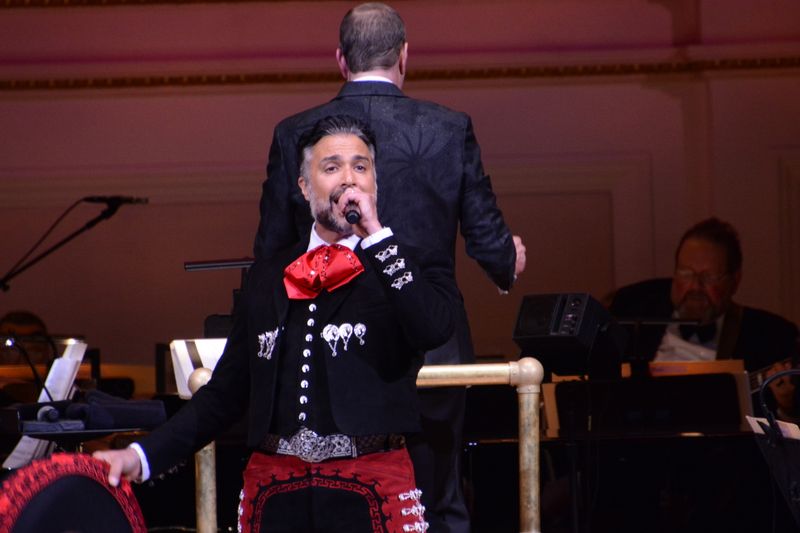 Photos: Josh Gad, Andrew Rannells, Caissie Levy & More Sing the Music of Kristen and Bobby Lopez with the New York Pops — photo 47 of 76