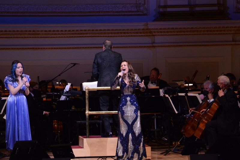 Photos: Josh Gad, Andrew Rannells, Caissie Levy & More Sing the Music of Kristen and Bobby Lopez with the New York Pops — photo 57 of 76