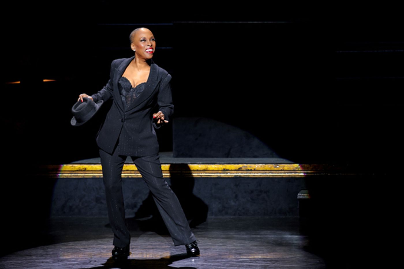 Photos: First Look at Pamela Anderson, Lana Gordon & More in CHICAGO  Image