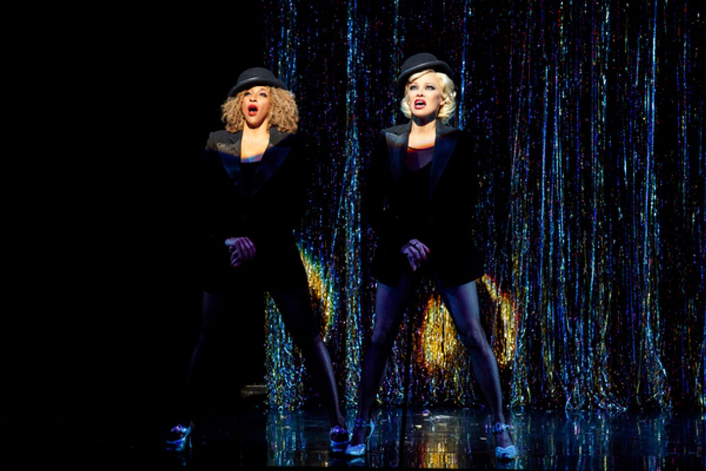 Photos: First Look at Pamela Anderson, Lana Gordon & More in CHICAGO Photos: First Look at Pamela Anderson, Lana Gordon & More in CHICAGO Image