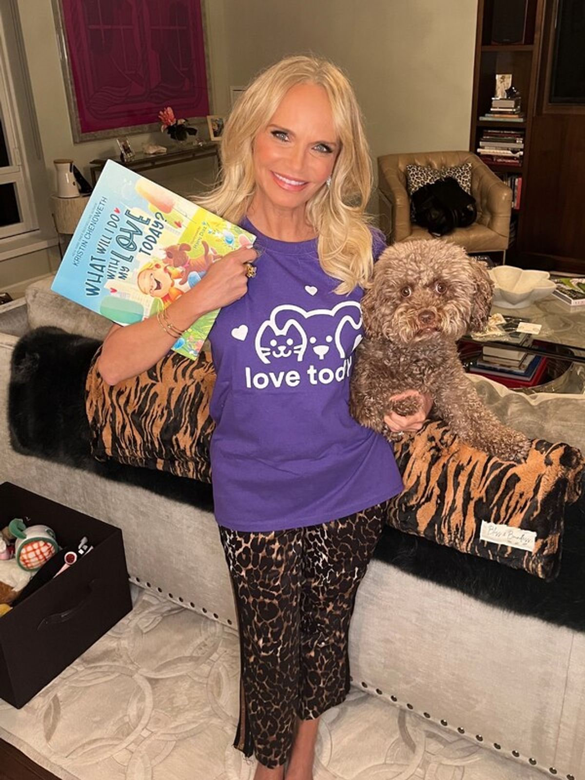 Kristin Chenoweth  at 