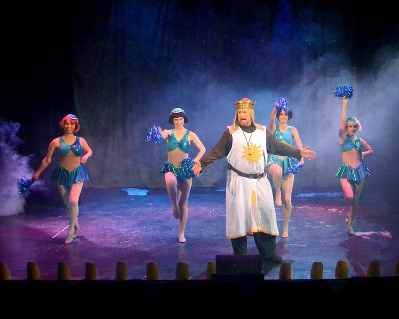 Review: MONTY PYTHON'S SPAMALOT at Palm Canyon Theatre is Fabulous.  Image