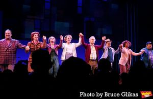 Jordan Gelber, Mylinda Hull, Shoshana Bean, Randy Graff, Billy Crystal, David Paymer, Photo