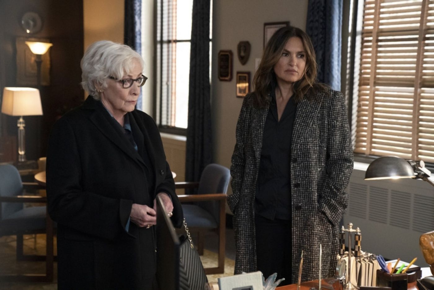 Photos: First Look at Betty Buckley & Orfeh in New LAW & ORDER: SVU Episode  Image