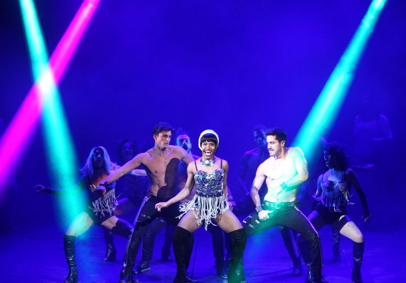 Mireia Mambo nos habla sobre su papel en EL GUARDAESPALDAS Mireia Mambo nos habla sobre su papel en EL GUARDAESPALDAS Image