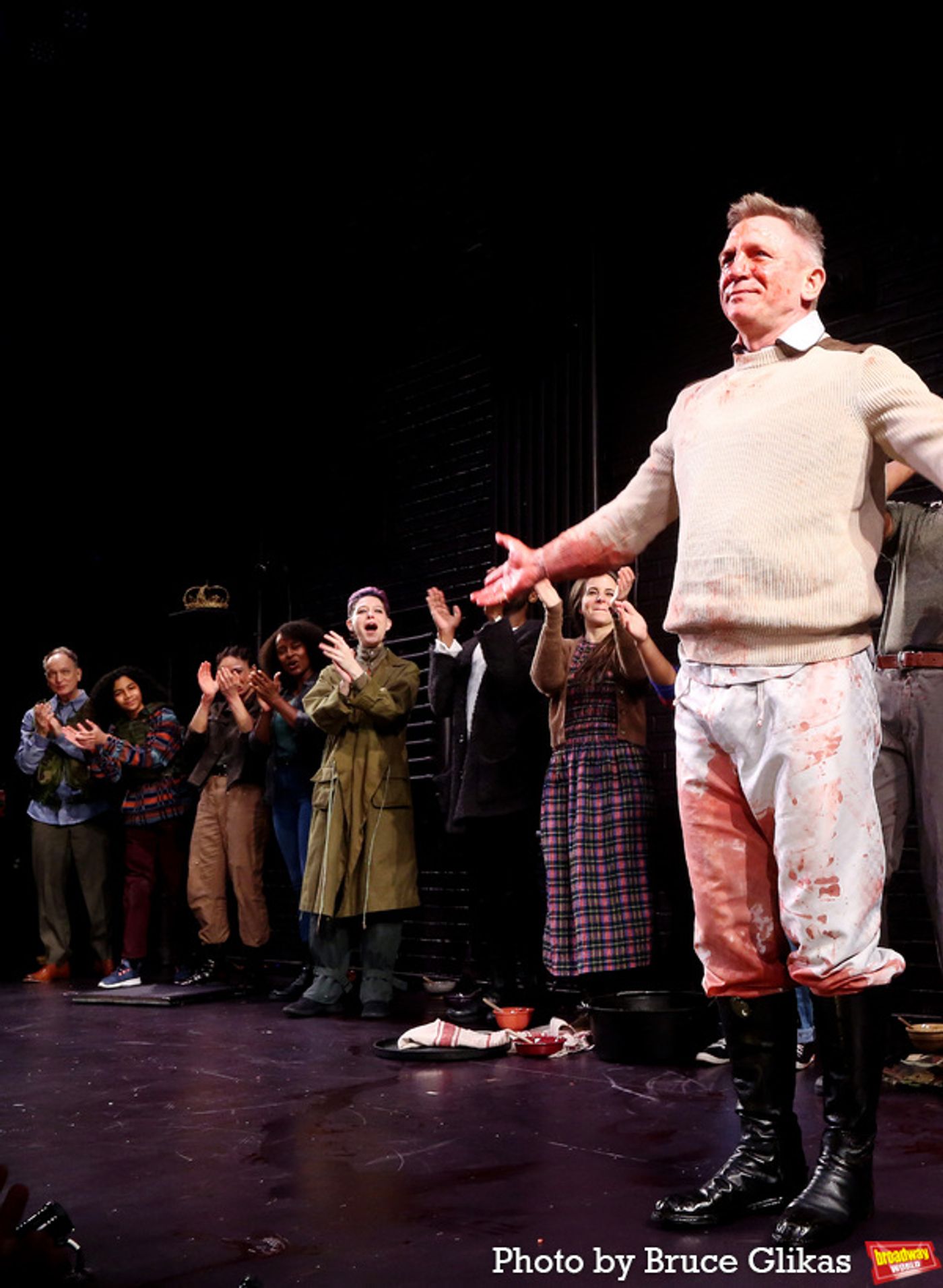 Photos: Daniel Craig, Ruth Negga, and the Cast of MACBETH Take Opening Night Bows  Image