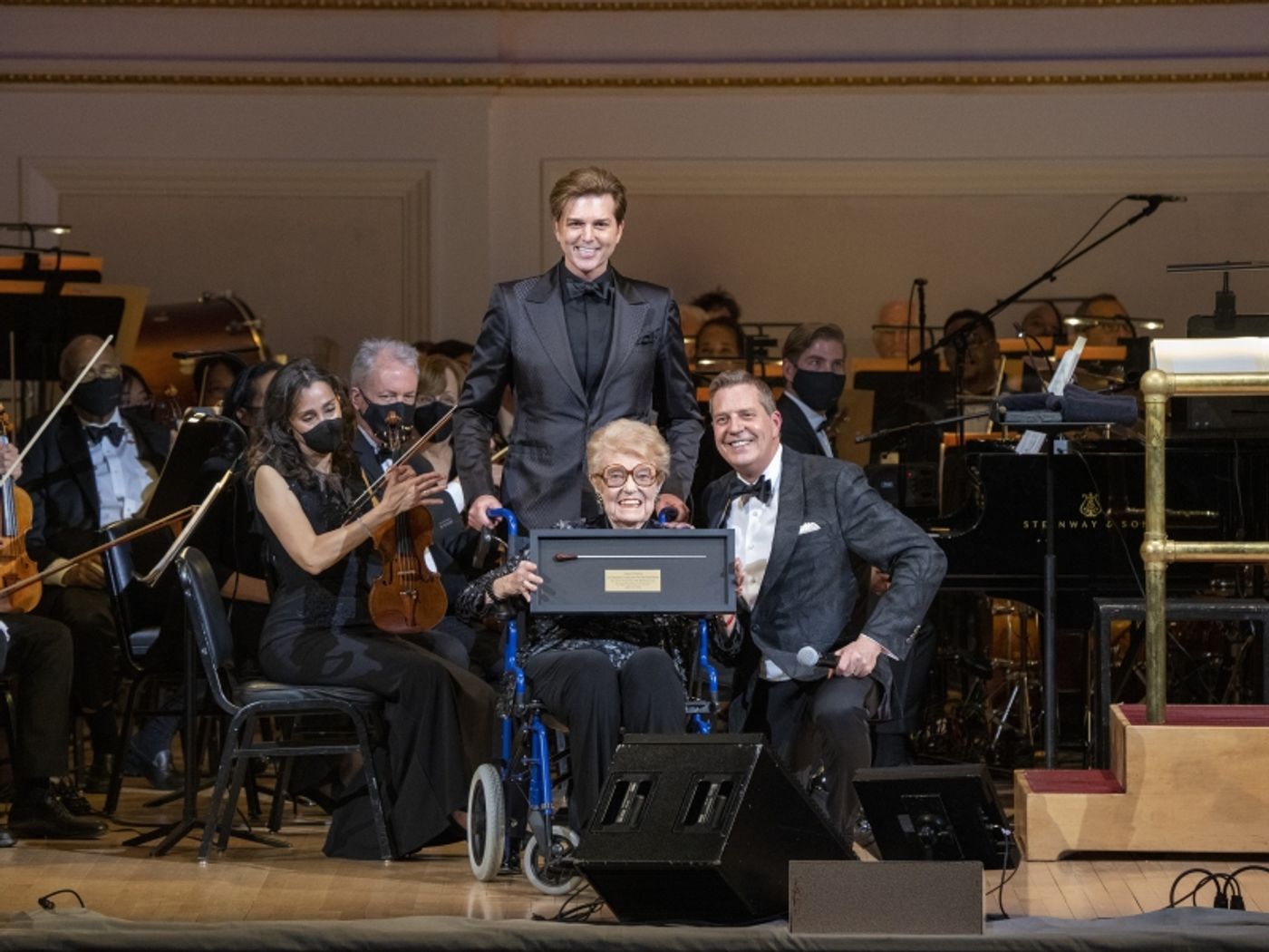 Review: THE NEW YORK POPS 39TH BIRTHDAY GALA at Carnegie Hall by Guest Reviewer Andrew Poretz  Image