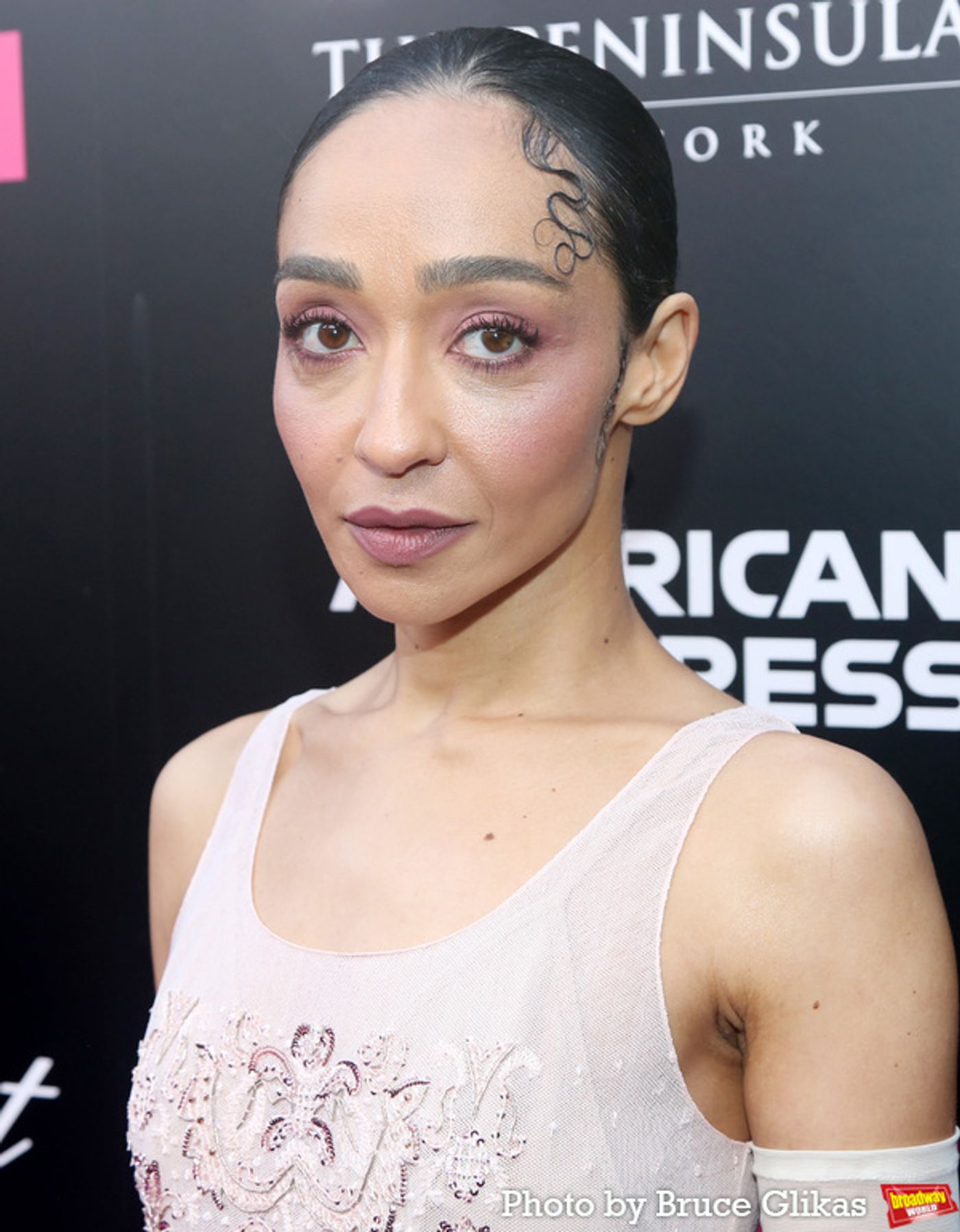 Photos: The Cast of MACBETH Walks the Red Carpet on Opening Night  Image