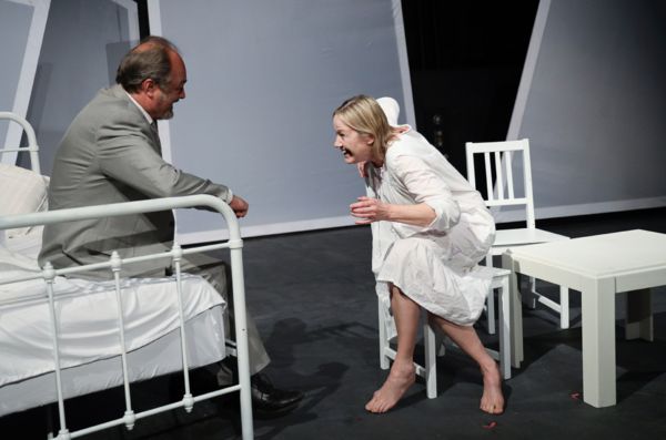 Ron Bottitta and Diana Cignoni
in “A Kind of Alaska” Photo