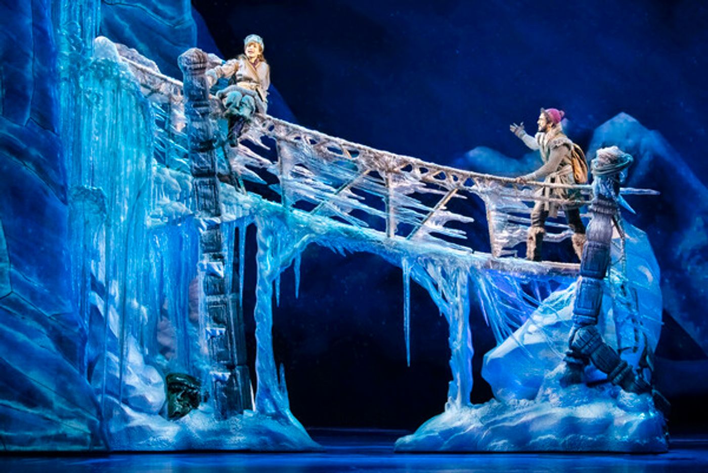 Photos: Inside Look at the Australian Tour of Disney's FROZEN  Image