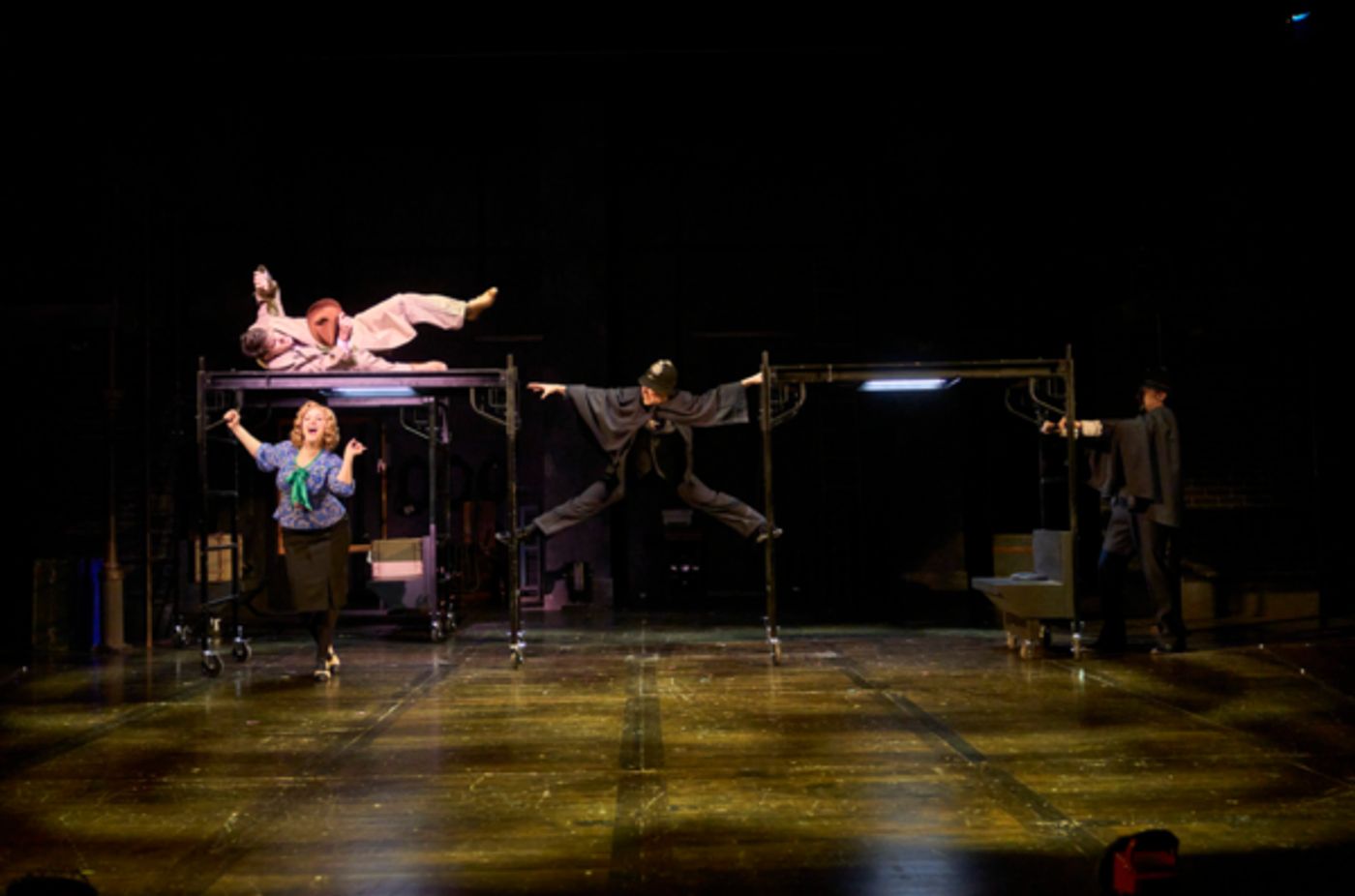 Photos: Inside Look at Great Lakes Theater's THE 39 STEPS  Image