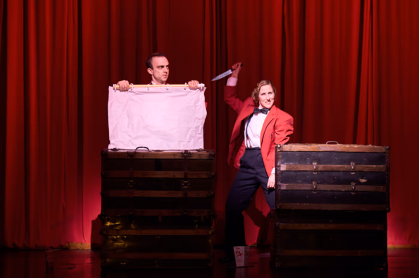 Photos: Inside Look at Great Lakes Theater's THE 39 STEPS  Image