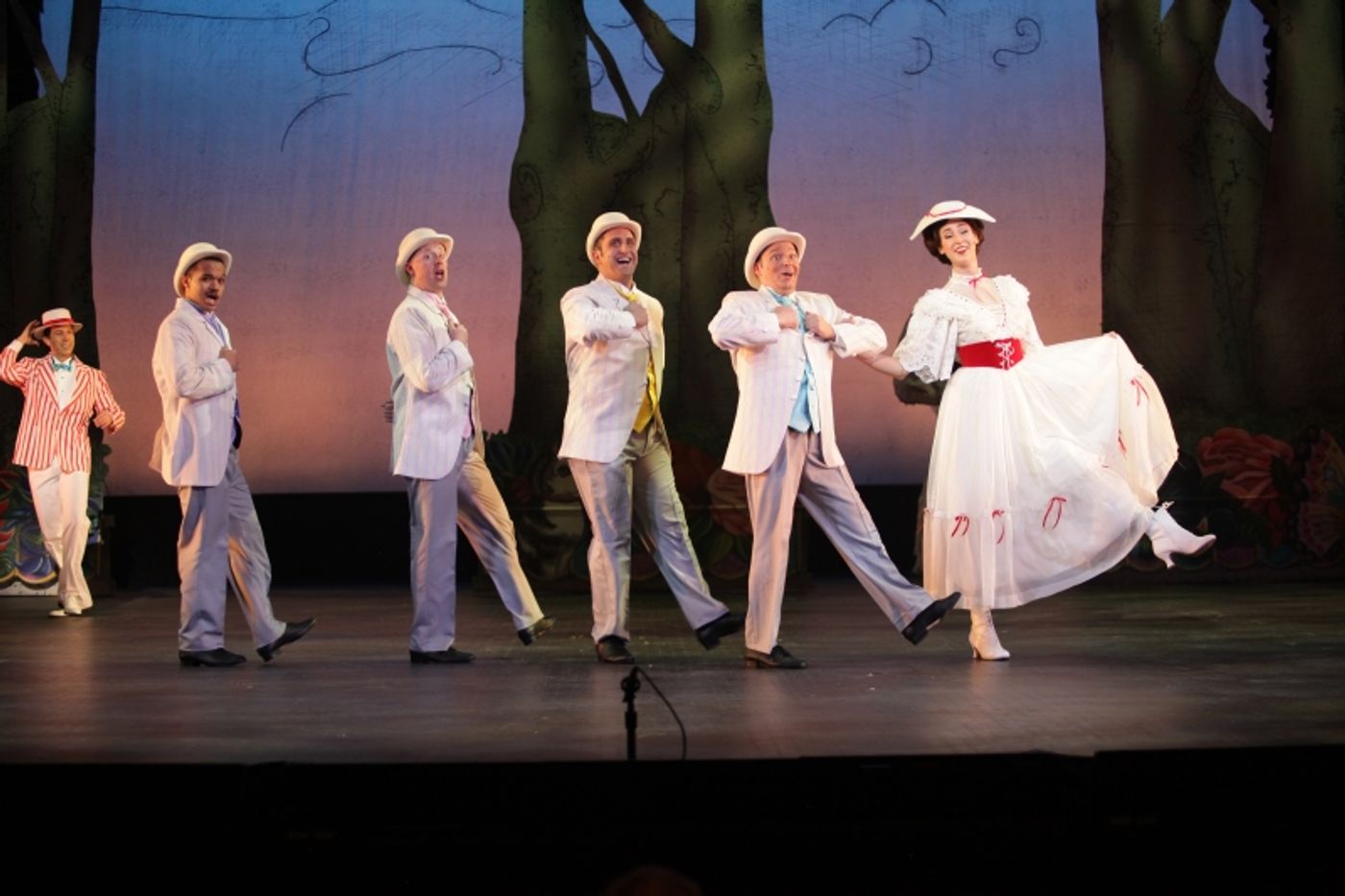 Review: After Two-Year Covid Delay, Nashville Rep's MARY POPPINS Finally Flies Into Polk Theatre  Image