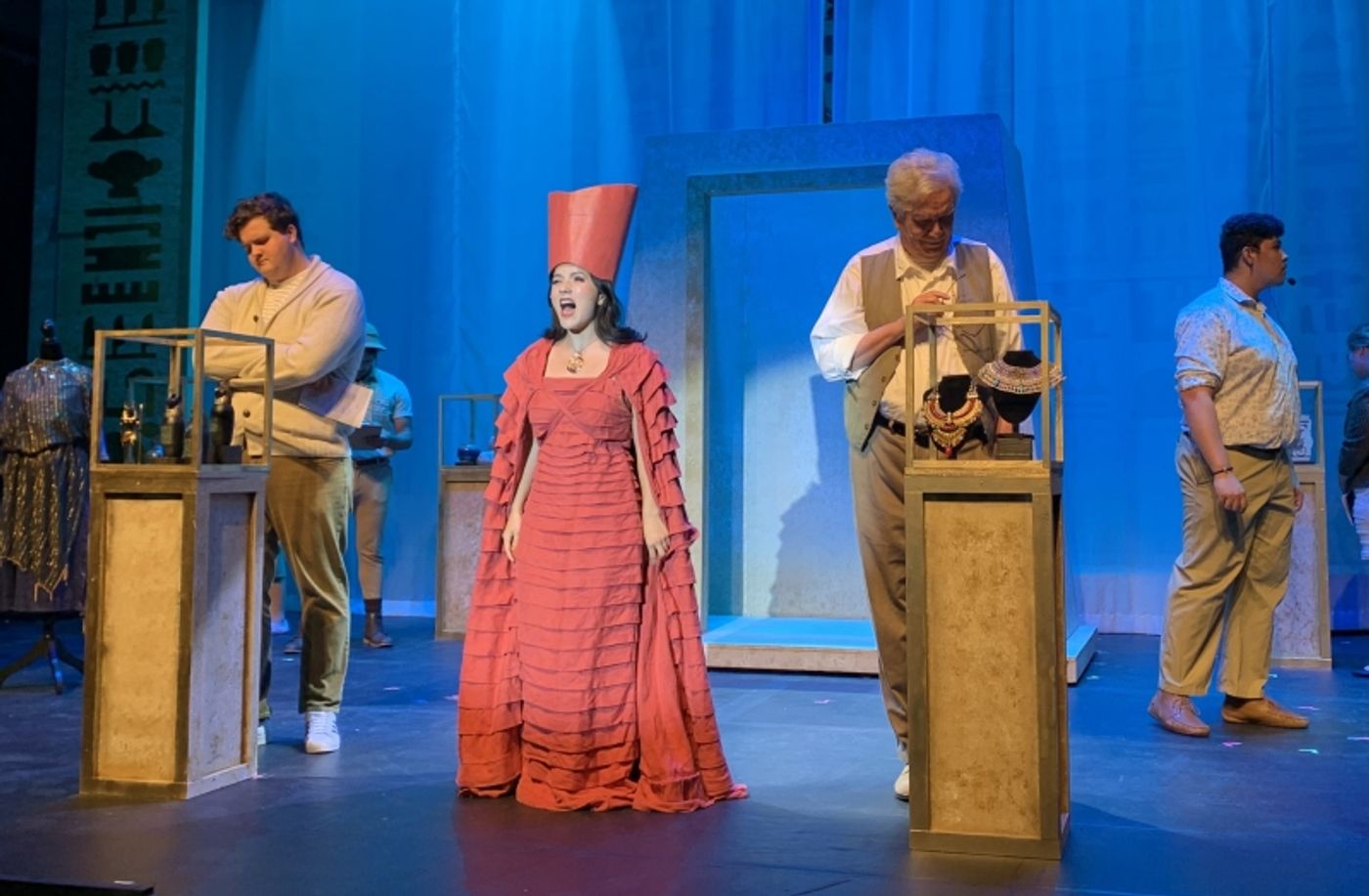 Review: AIDA at The Henegar Center  Image