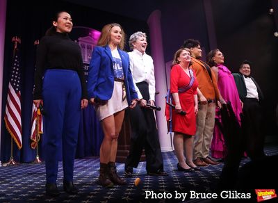 Suzy Nakamura, Julianne Hough, Julie White, Rachel Dratch, Lilli Cooper, Vanessa Will Photo