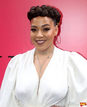 Lilli Cooper @ BroadwayWorld Lilli Cooper Photo