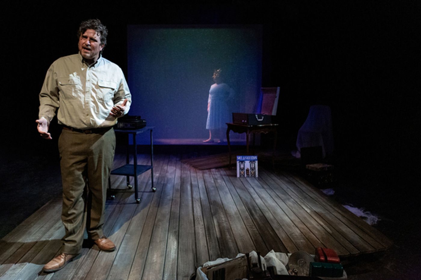 Photos: First Look at the Chicago Premiere of AT THE VANISHING POINT at The Gift Theatre  Image