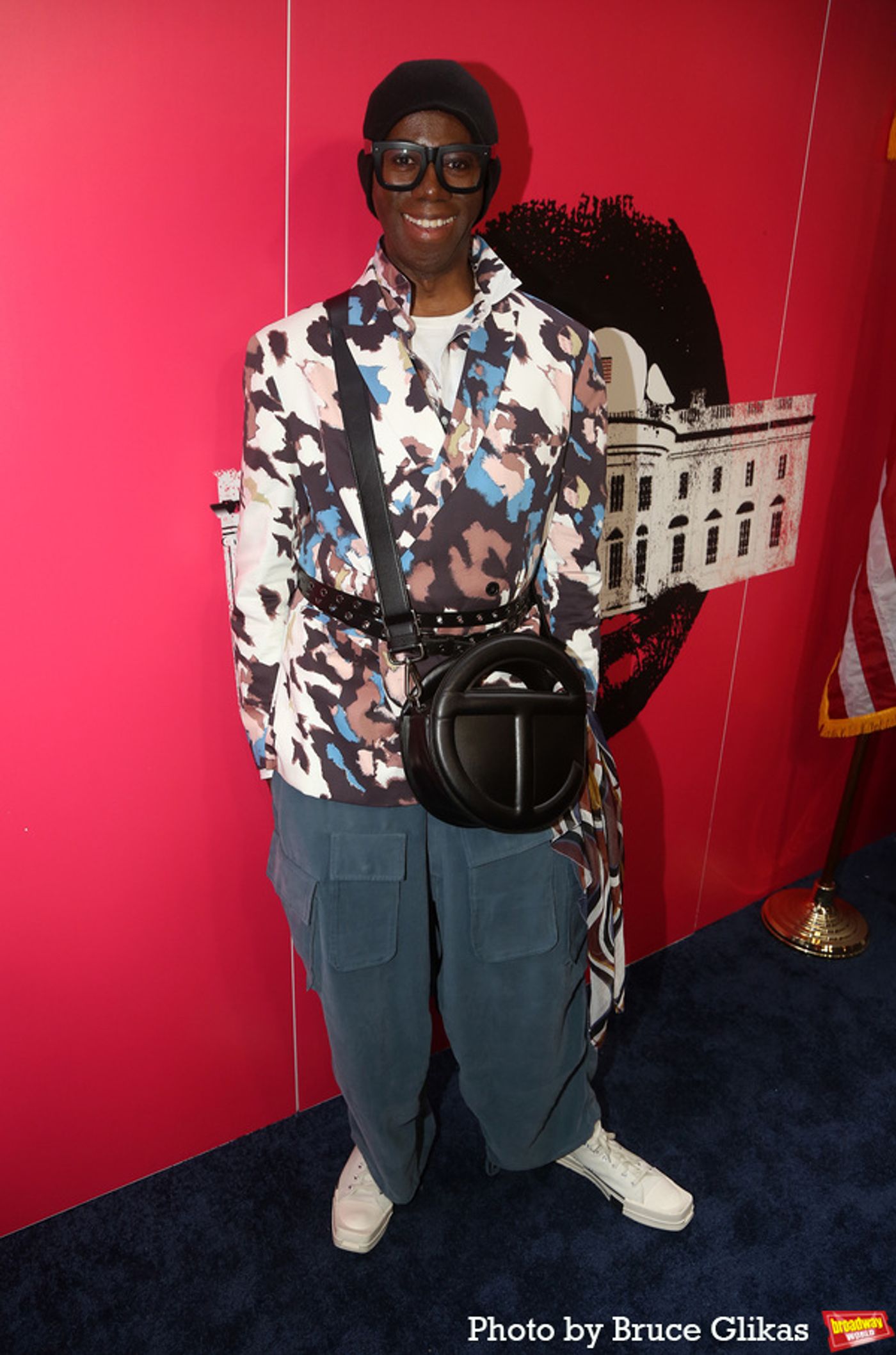 Photos: Inside POTUS' Opening Night Starry Blue Carpet Arrivals  Image