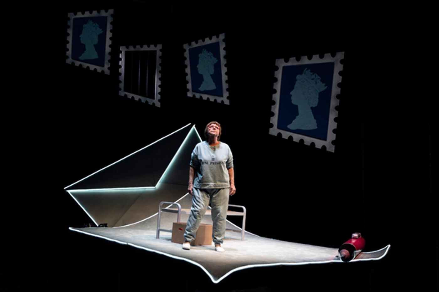 Photos: First Look at the UK Tour of LADIES OF LETTERS  Image