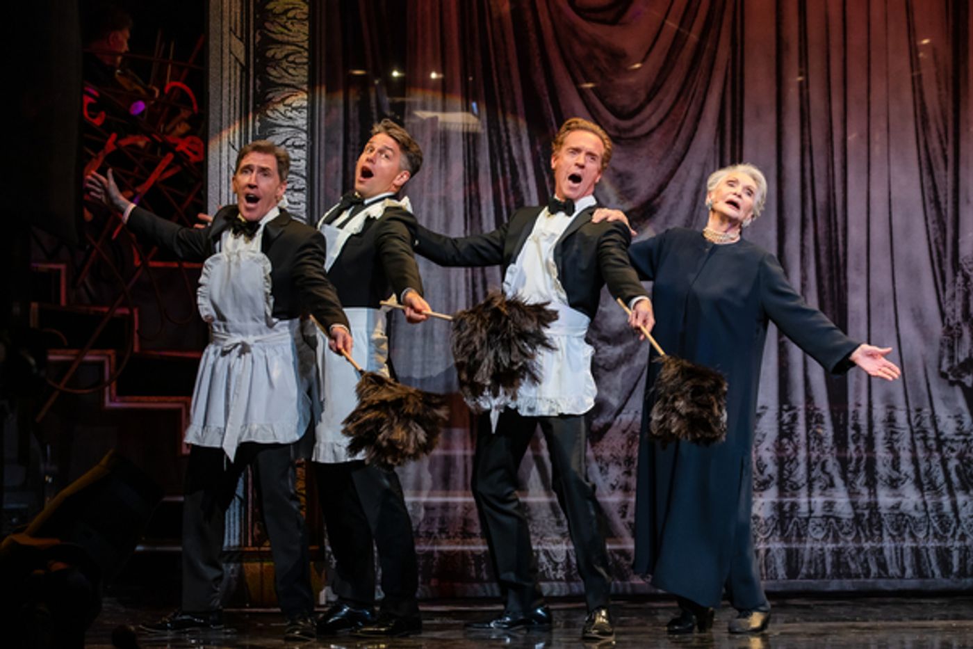 Photos: Bernadette Peters, Michael Ball, Judi Dench, and More Celebrate Sondheim in SONDHEIM'S OLD FRIENDS  Image