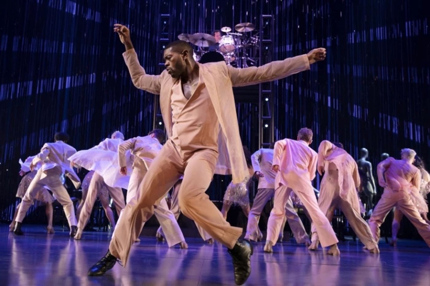 BWW Dance Review: The New BOB FOSSE'S DANCIN' Dazzles and Delivers in A Glistening Homage at The Old Globe Theatre  Image