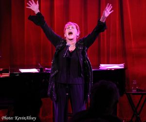 Amanda McBroom @ BroadwayWorld Amanda McBroom Photo