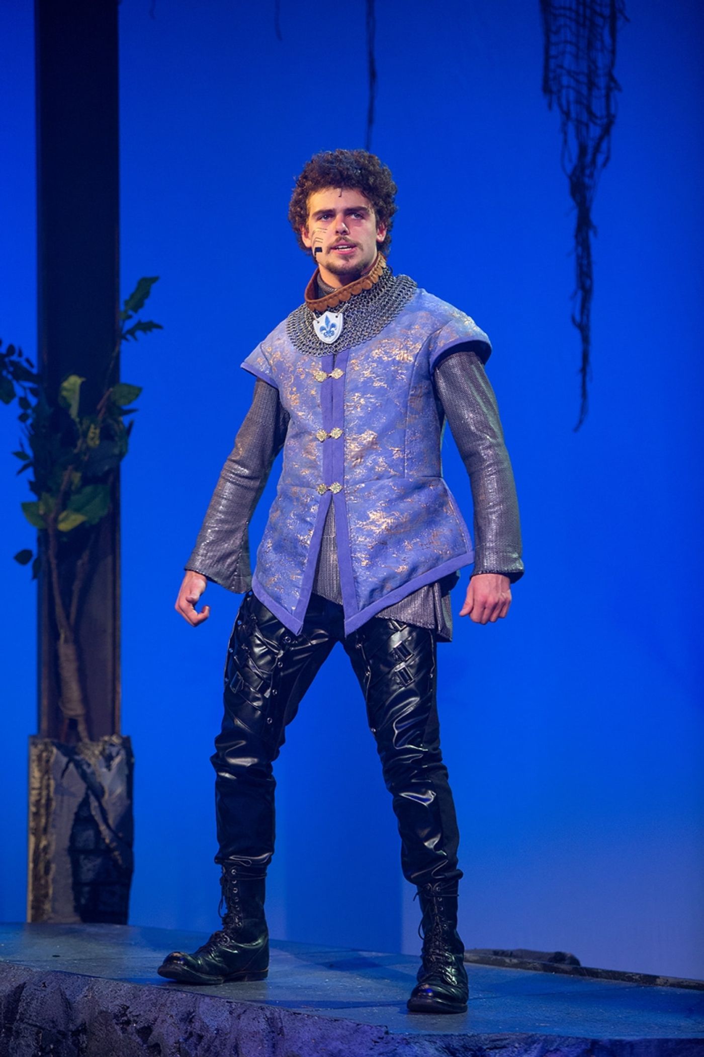 Review: David Lee's 'Sparkling and Winning' Adaptation of LERNER AND LOEWE'S CAMELOT at Studio Tenn  Image