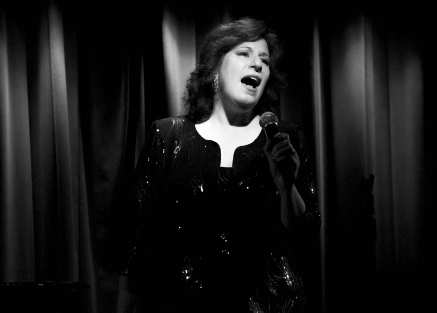 Review: Triumphant THE FUNNY GIRL IN ME: JOSEPHINE SANGES SINGS FANNY BRICE Debuts at The Laurie Beechman Theatre  Image