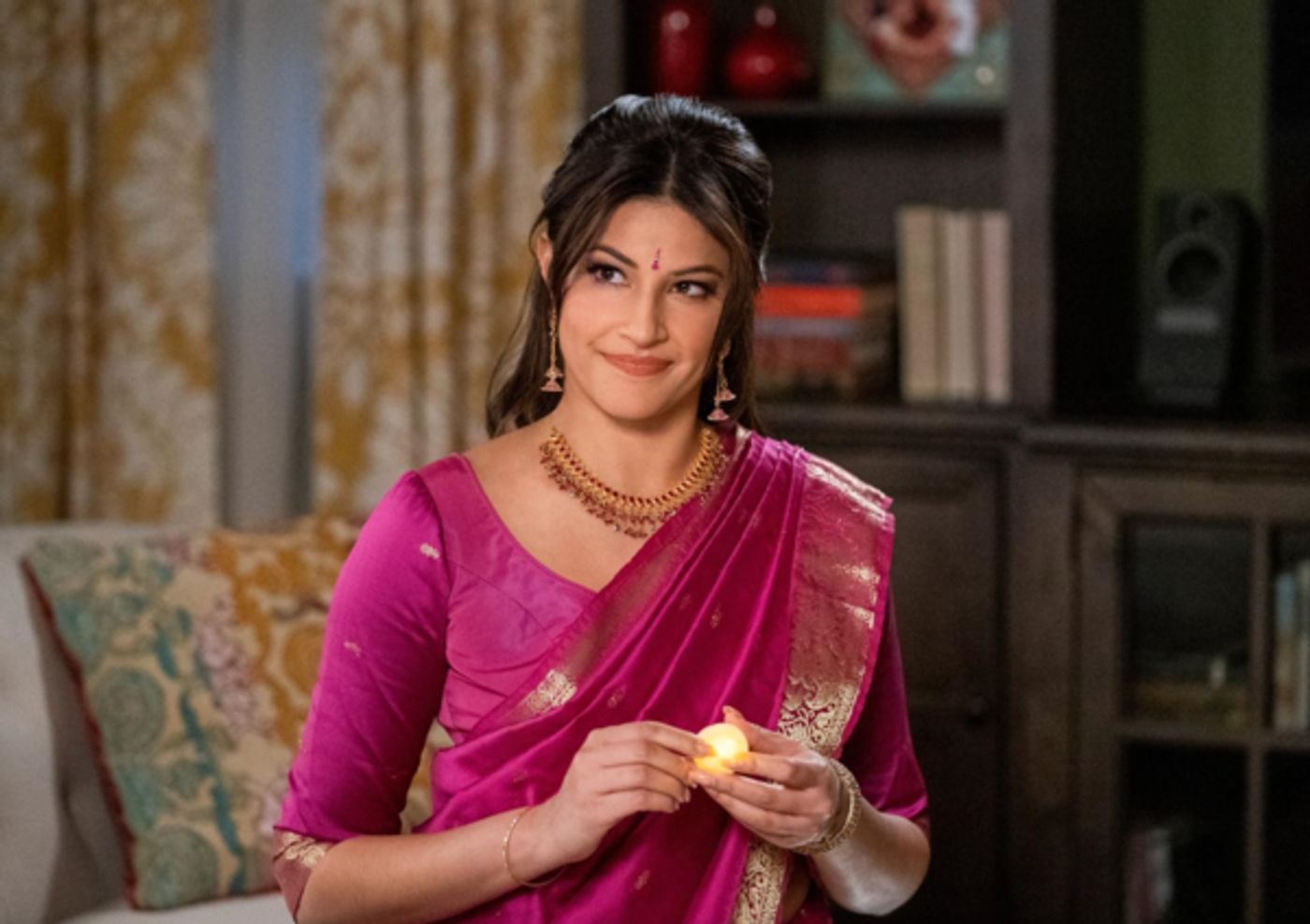 Photos: Season 3 of NEVER HAVE I EVER Will Return on August 12th Photos: Season 3 of NEVER HAVE I EVER Will Return on August 12th Image