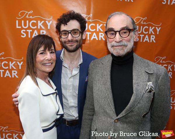 Noah Himmelstein and Family Photo