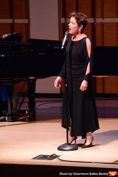 Christine Andreas Photo