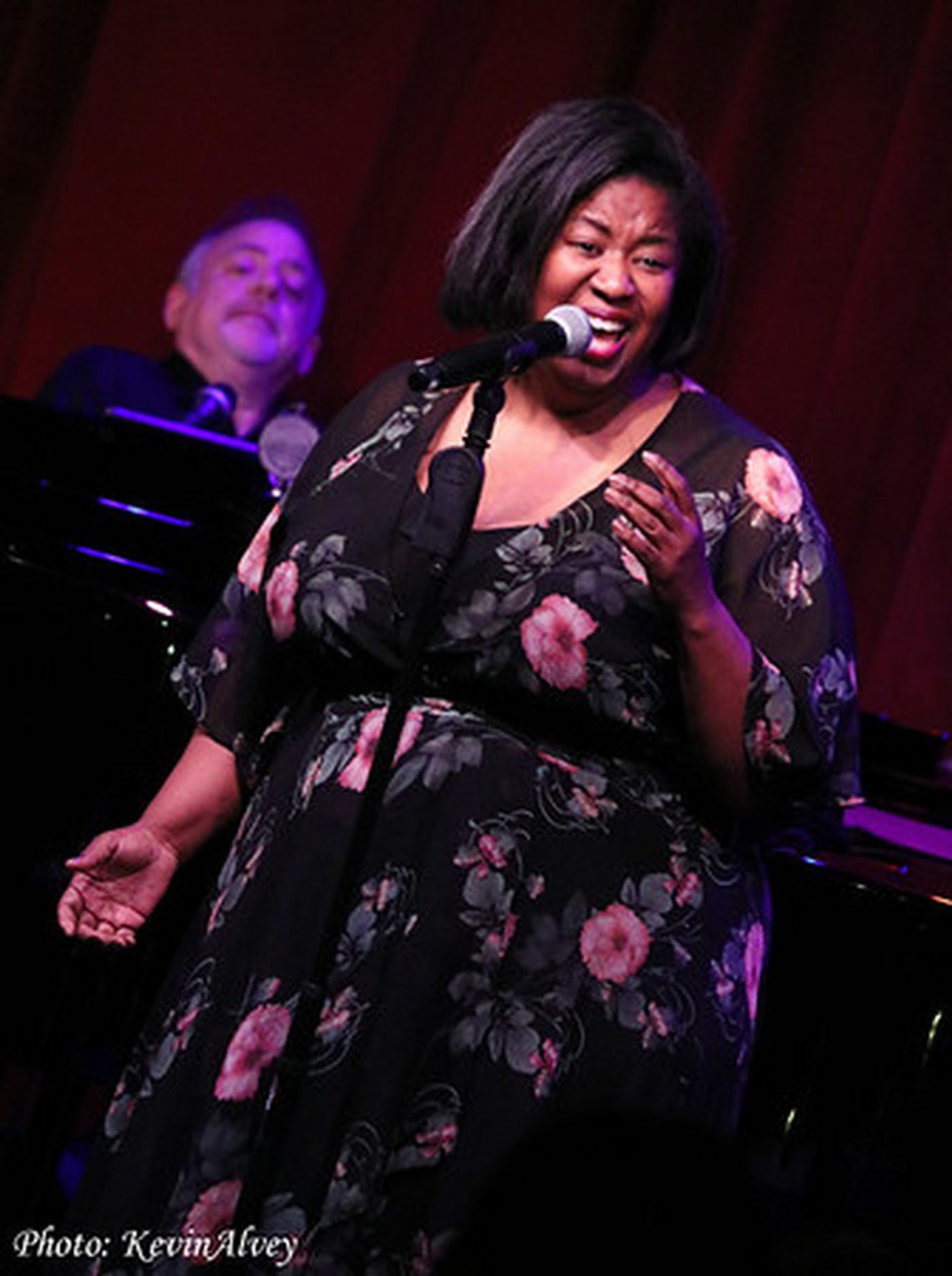 Photos: Marc Shaiman Is Debbie Gravitte's PLUS 1 At Birdland  Image