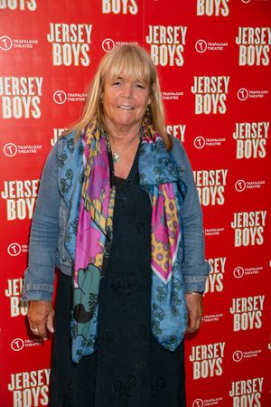 



Linda Robson Photo