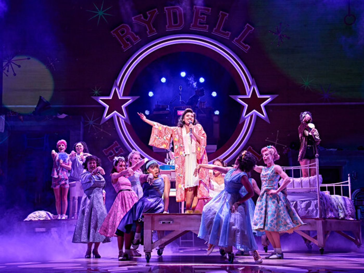 Photos: First Look at All New Photos From GREASE in the West End  Image