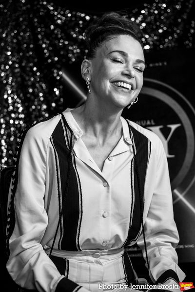 Sutton Foster Photo