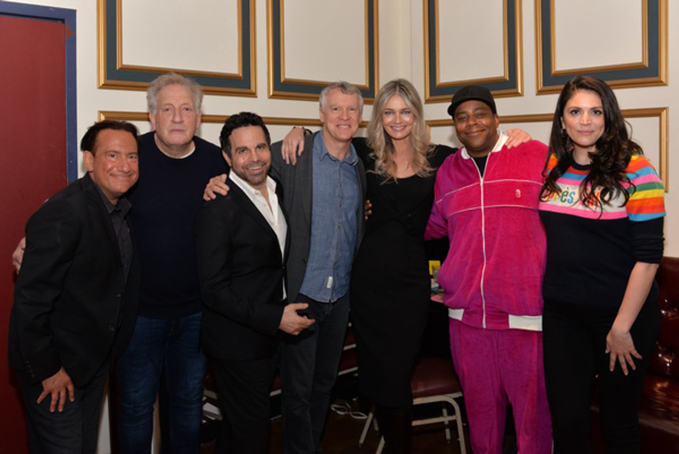 Photos: See Cecily Strong, Kenan Thompson & More in CELEBRITY AUTOBIOGRAPHY  Image