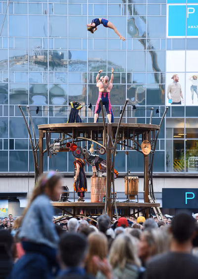 Gratte Ciel perform the World Premiere of 'The Awakening' Photo