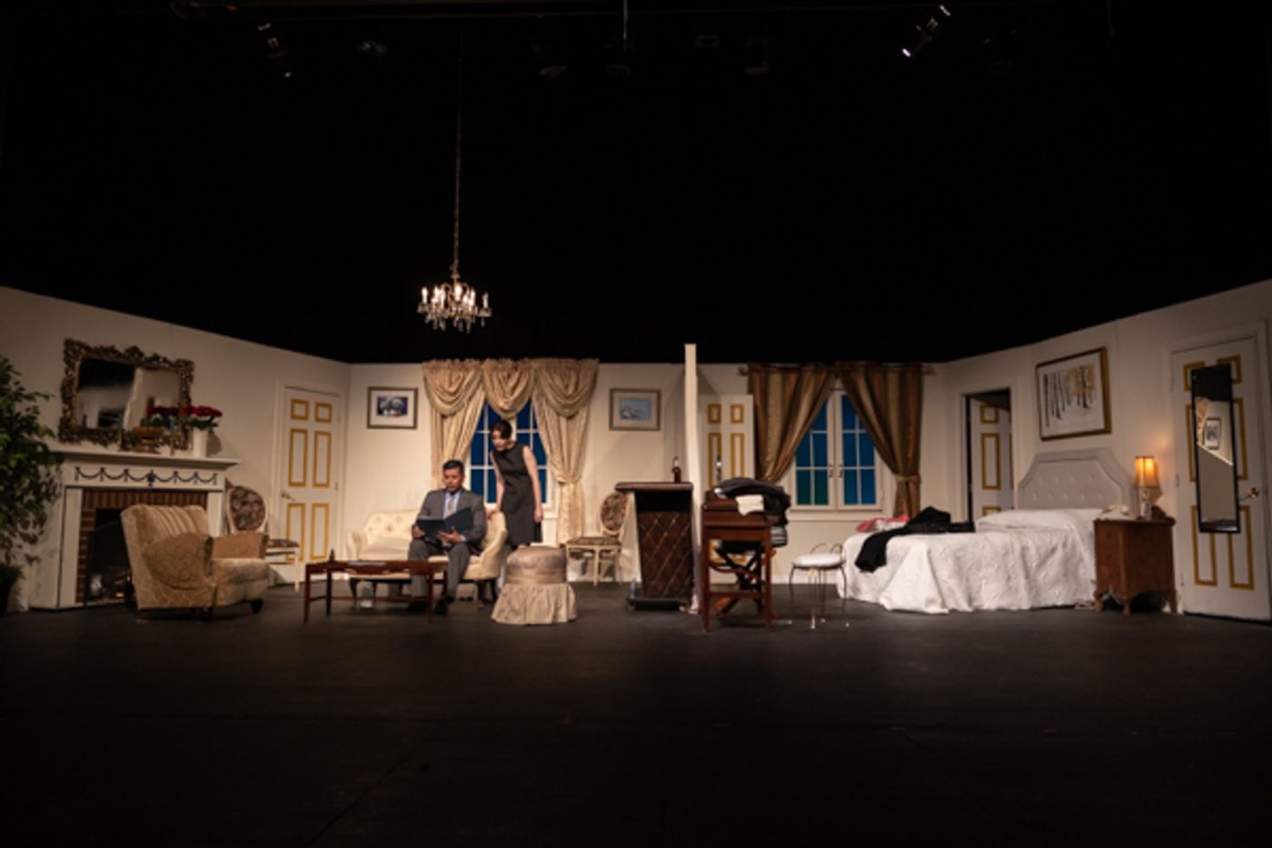 Photos: First look at Gallery Players' PLAZA SUITE Photos: First look at Gallery Players' PLAZA SUITE Image