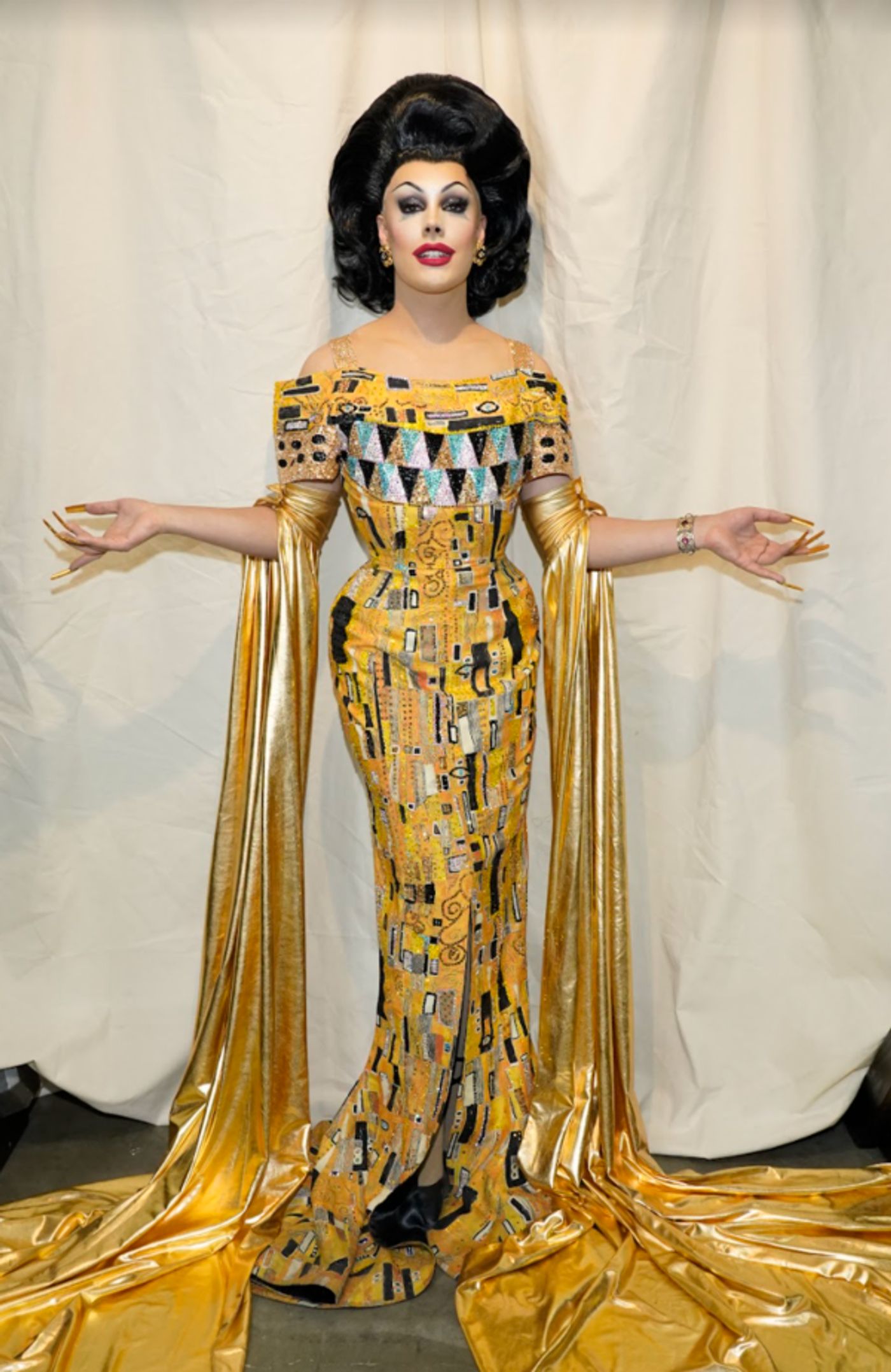 Photos: First Look at Day 1 of RuPaul's DragCon in Los Angeles Photos: First Look at Day 1 of RuPaul's DragCon in Los Angeles Image