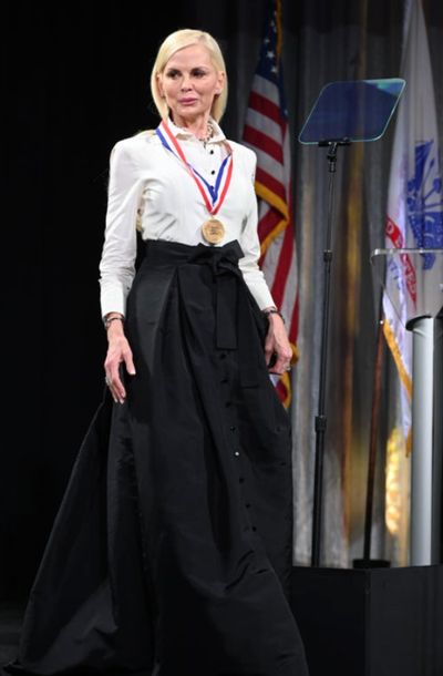 Carolyn Jackson is honored at the 35th Anniversary Ellis Island Medals of Honor at El Photo