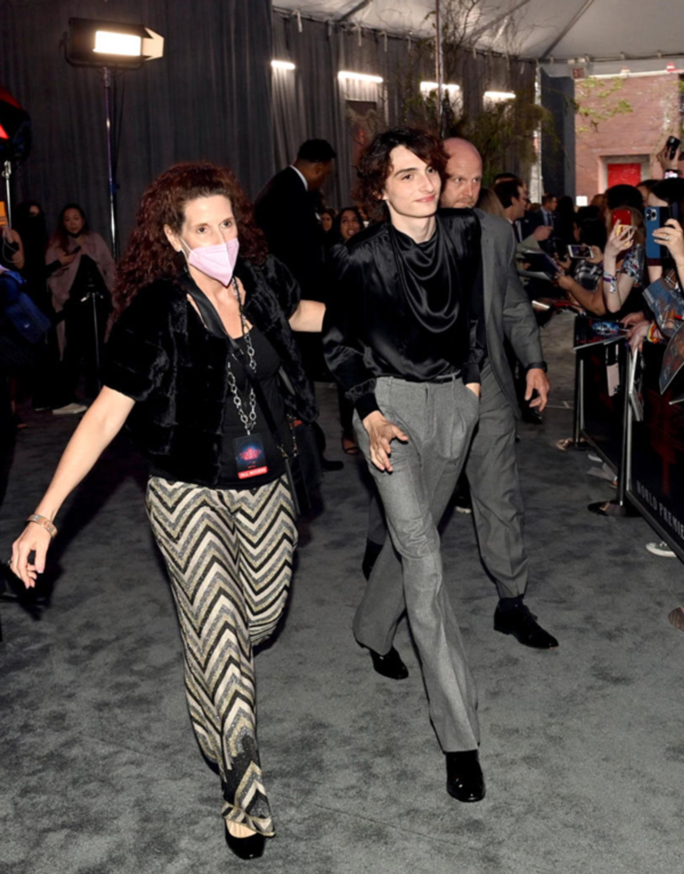 Photos: First Look at STRANGER THINGS 4 Season Premiere  Image