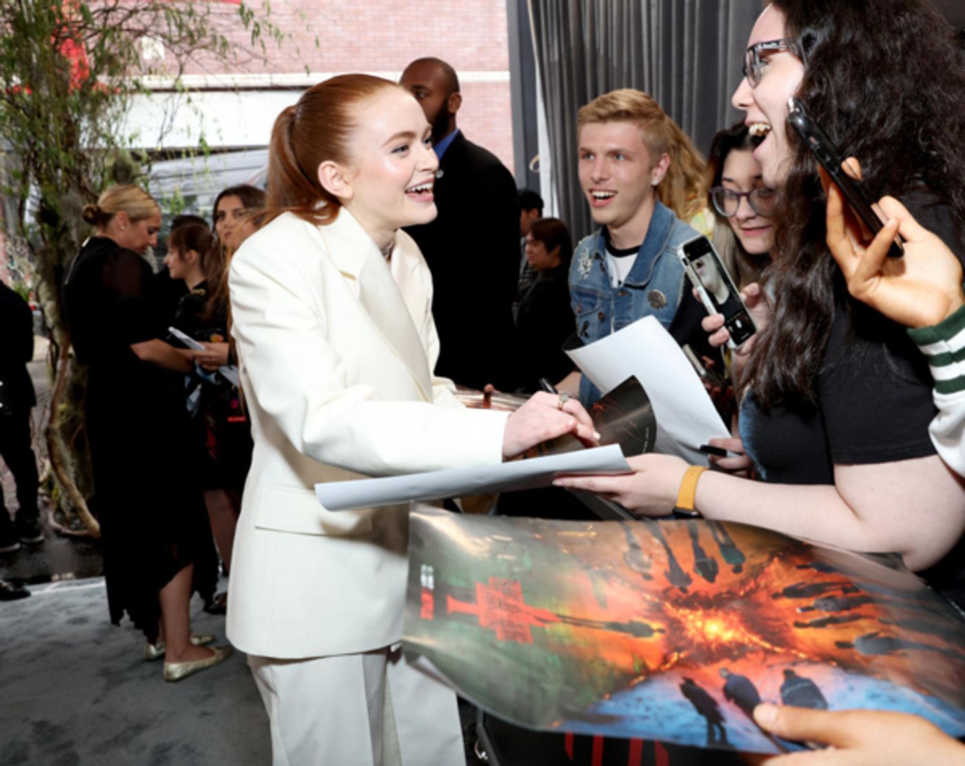 Photos: First Look at STRANGER THINGS 4 Season Premiere  Image