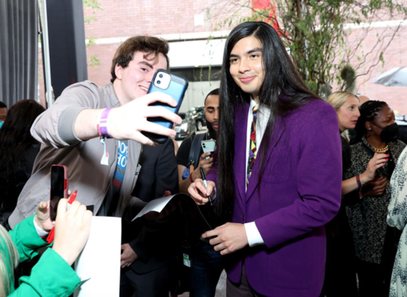 Photos: First Look at STRANGER THINGS 4 Season Premiere  Image